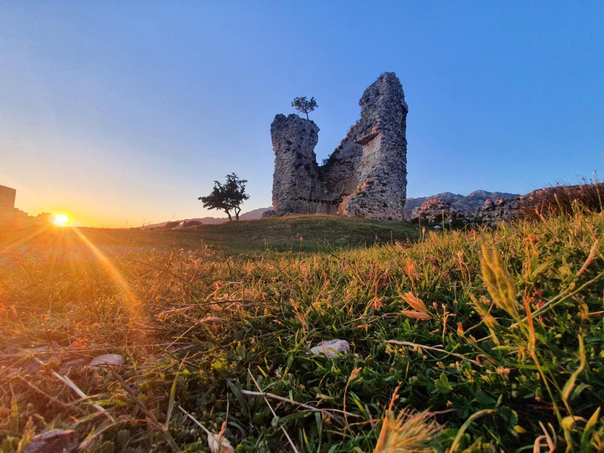 Apartmani Starigrad Paklenica - Danijel Exterior foto